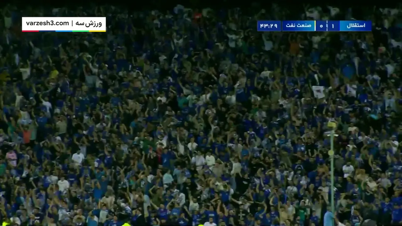 خلاصه بازی استقلال 2 - صنعت نفت آبادان 0